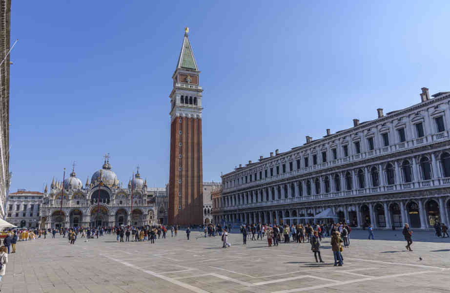 Italia - Venecia 015 - plaza de San Marcos.jpg